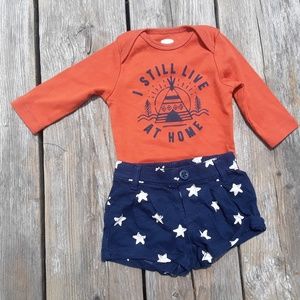 Old Navy Baby Girl 'Still Alive' & 'Shining Star'